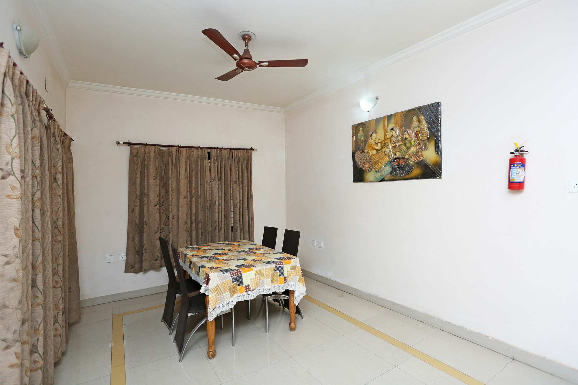 Hotel O Mkb Guest House Bhuvanesvar Kültér fotó