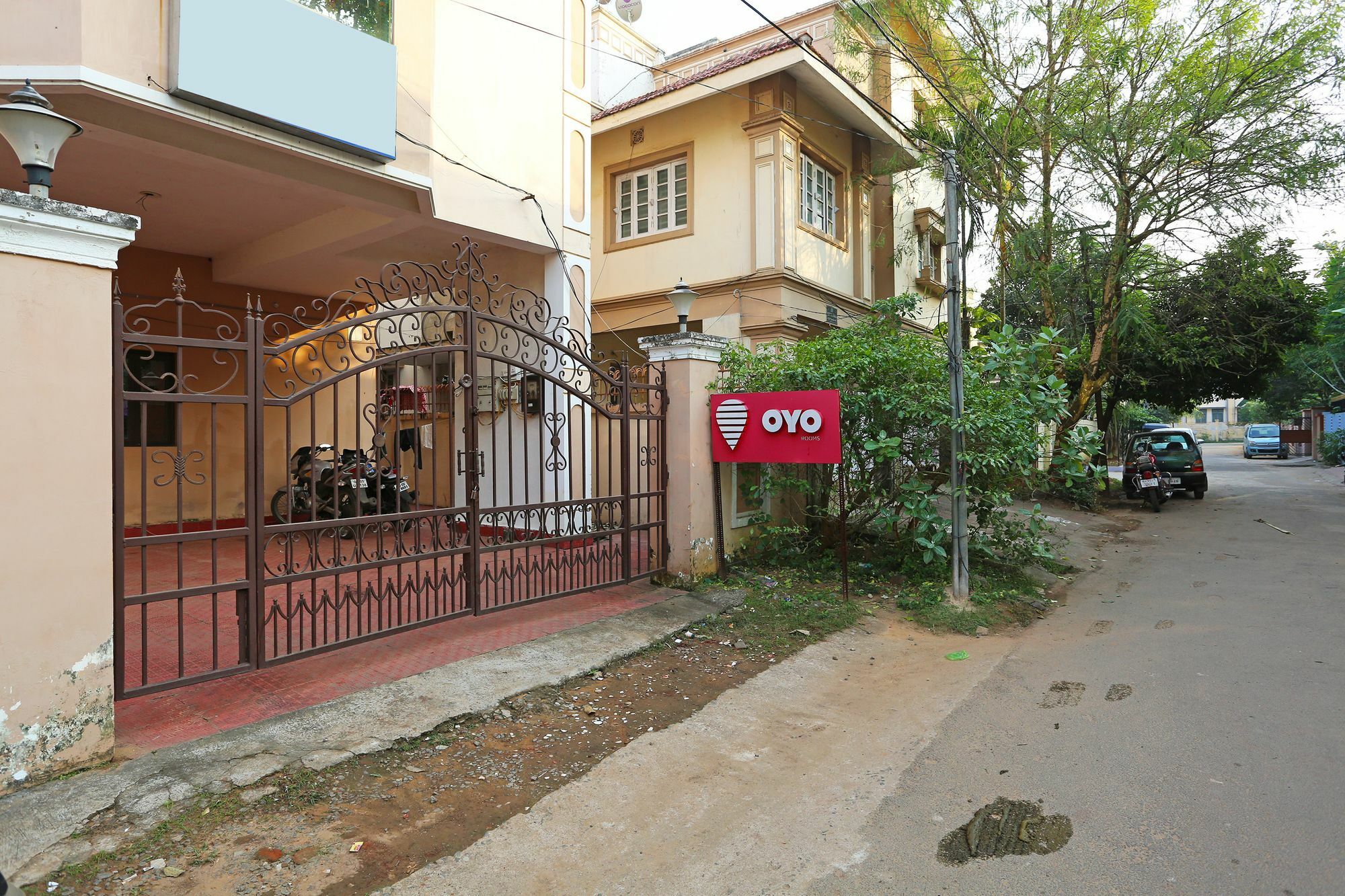 Hotel O Mkb Guest House Bhuvanesvar Kültér fotó